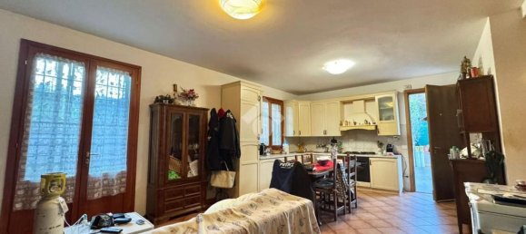3 rooms House in Carmignano, Italy No. 124161 8
