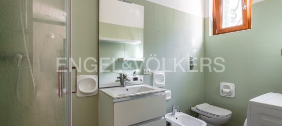 6 chambres Villa à Ranco, Italy No. 139824 9