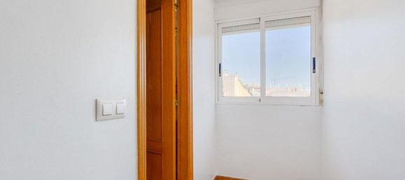 2 Schlafzimmer Doppelhaus in Torremolinos, Spain, Nr. 175773 23