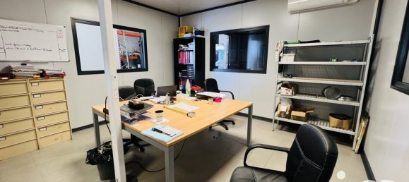 259m² Building in Villiers-en-Lieu, France No. 230808 2