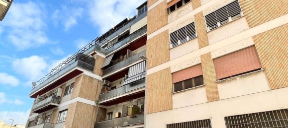 3 Schlafzimmer Wohnung in Rome, Italy, Nr. 321581 4