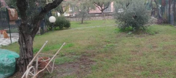 5 rooms Apartment in Massa, Italy No. 111114 11
