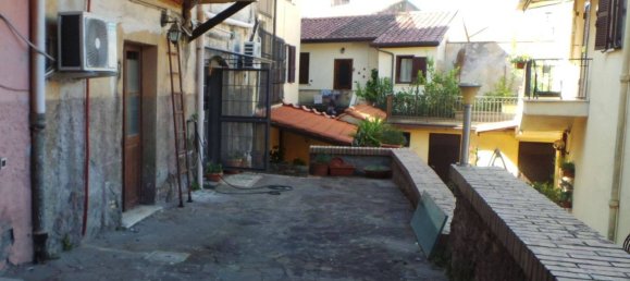 1 bedroom Apartment in Lanuvio, Italy No. 256101 5