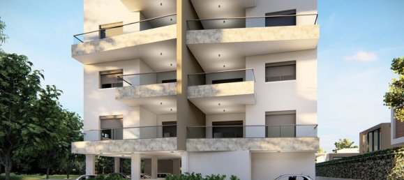 1 bedroom Apartment in Kato Polemidia, Cyprus No. 27652 3