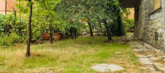 5 bedrooms Apartment in Siena, Italy No. 314400 3