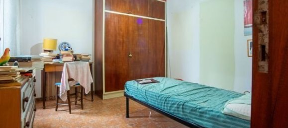 5 bedrooms Apartment in Siena, Italy No. 314400 11