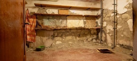 5 bedrooms Apartment in Siena, Italy No. 314400 23