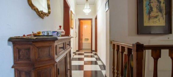 5 bedrooms Apartment in Siena, Italy No. 314400 12