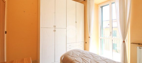 3-salle Appartement à L'Aquila, Italy No. 229414 10