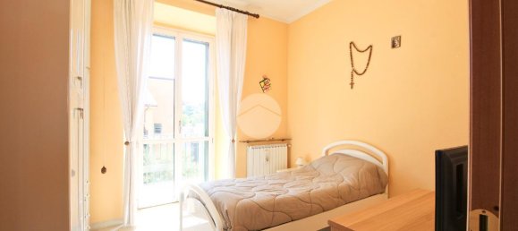 3-salle Appartement à L'Aquila, Italy No. 229414 9