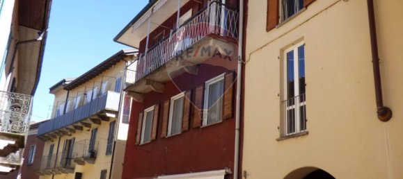 2 Schlafzimmer Wohnung in Luino, Italy, Nr. 148750 2
