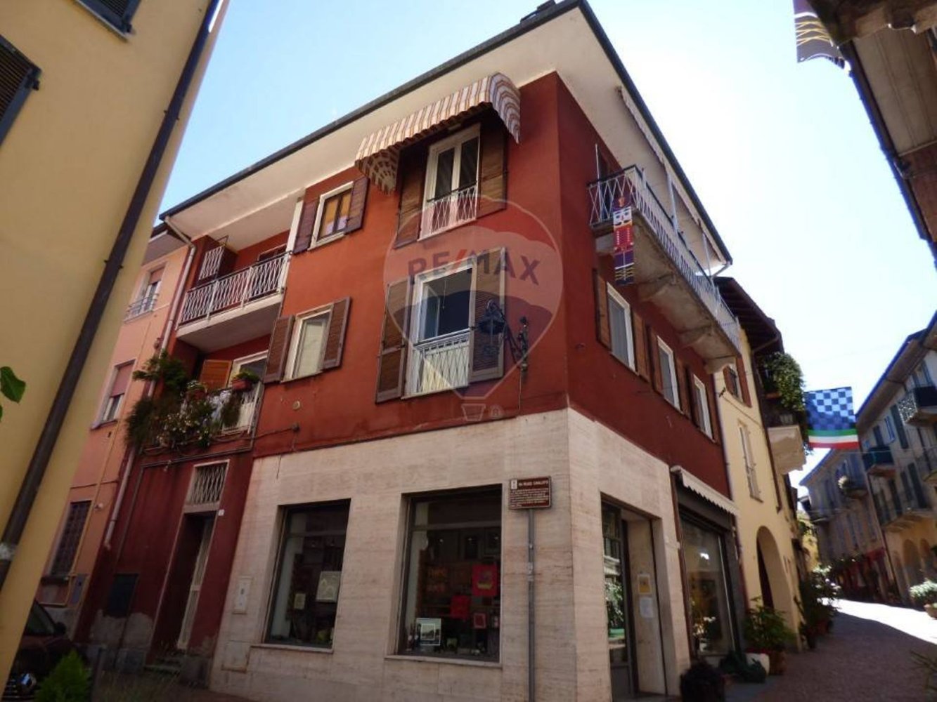 2 Schlafzimmer Wohnung in Luino, Italy, Nr. 148750