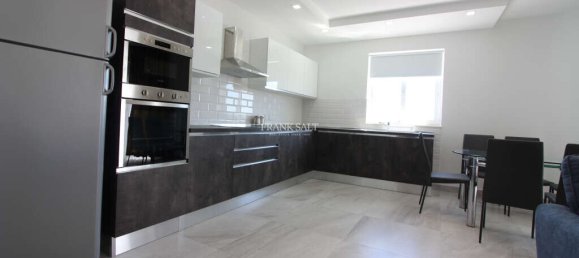 3 bedrooms Penthouse in Santa Venera, Malta No. 11276 3