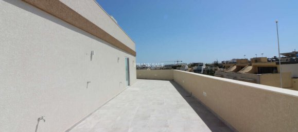 3 bedrooms Penthouse in Santa Venera, Malta No. 11276 10