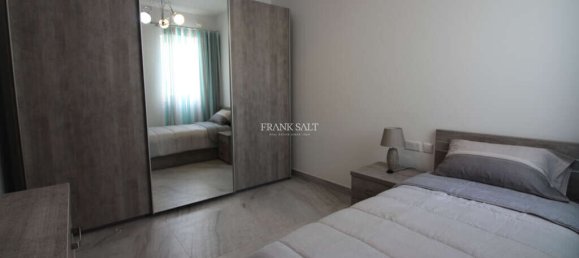 3 bedrooms Penthouse in Santa Venera, Malta No. 11276 6