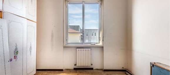 3غرفة شقة في Giussano, Italy رقم 261512 17