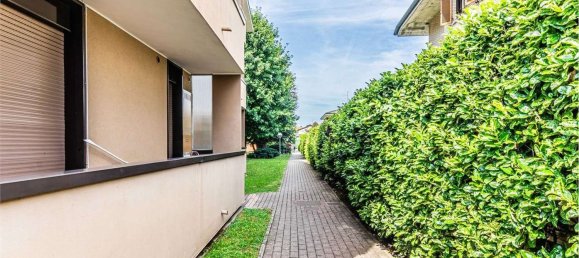 3غرفة شقة في Giussano, Italy رقم 261512 14