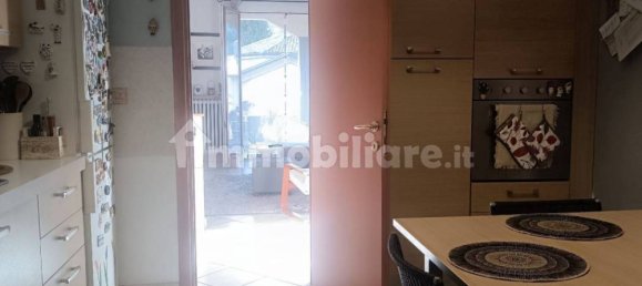 Квартира с 3 спальнями в Варесе, Италия № 293160 3