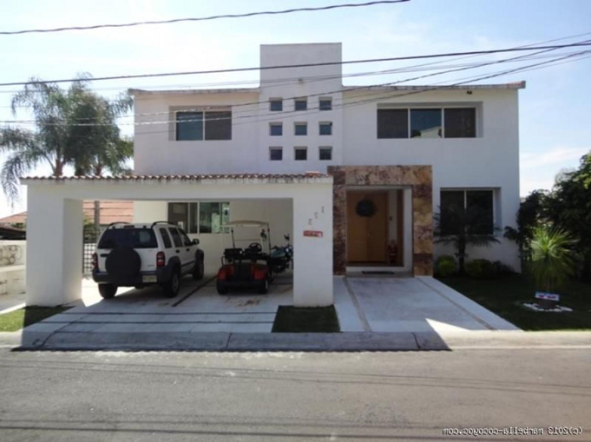4 bedrooms House in Morelos, Mexico No. 153971