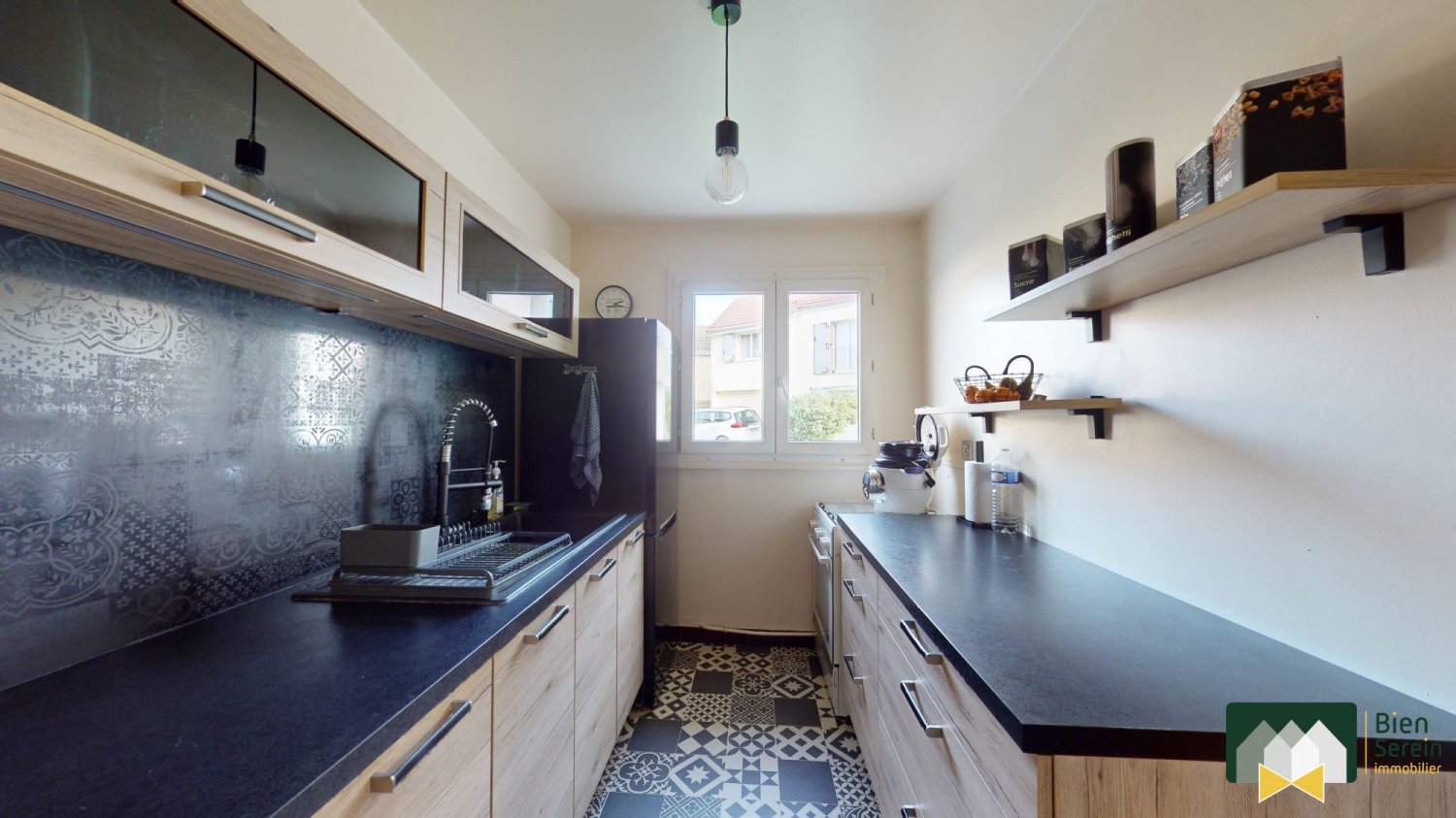 3 bedrooms House in Chartres, France No. 78608