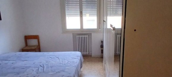 4 rooms Apartment in Reggio Emilia, Italy No. 100230 9