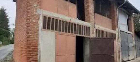 6 rooms House in Monale, Italy No. 116886 4