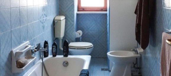 4-salle Appartement à Bari, Italy No. 268048 9