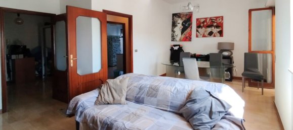 4-salle Appartement à Bari, Italy No. 268048 5