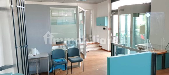 Propiedad comercial de 5 habitaciónes en Grosseto, Italy No. 355160 22