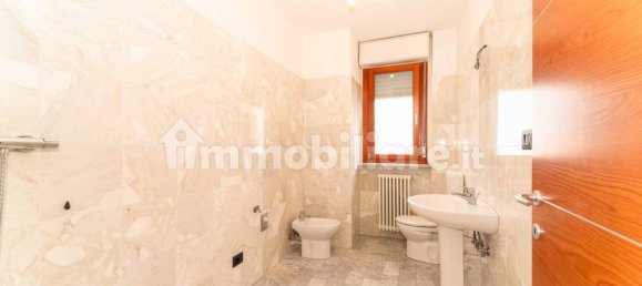 2 Schlafzimmer Penthouse in Turin, Italy, Nr. 12611 11