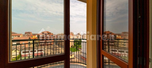 2 Schlafzimmer Penthouse in Turin, Italy, Nr. 12611 2