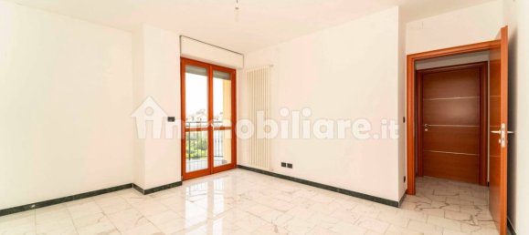 2 Schlafzimmer Penthouse in Turin, Italy, Nr. 12611 3
