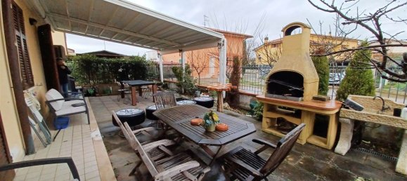 4 rooms Apartment in Fucecchio, Italy No. 167332 3