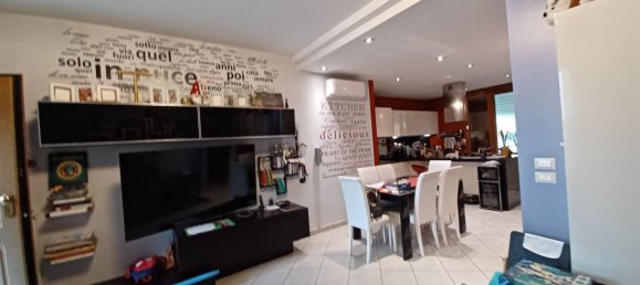 4 rooms Apartment in Fucecchio, Italy No. 167332 12