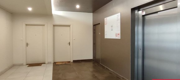 Apartamento de 3 dormitorios en Mantes-la-Ville, France No. 327931 14