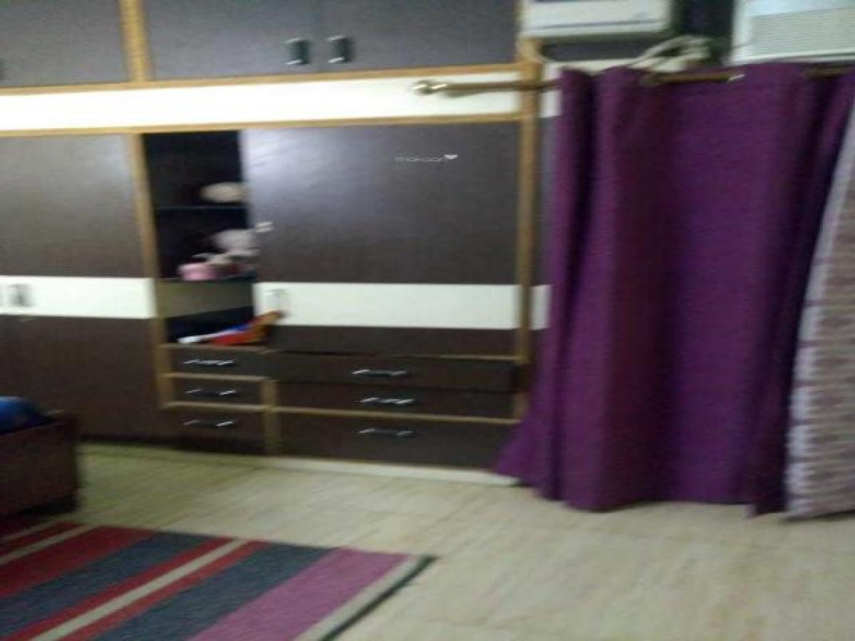 2 bedrooms House in Ghaziabad, India No. 10183