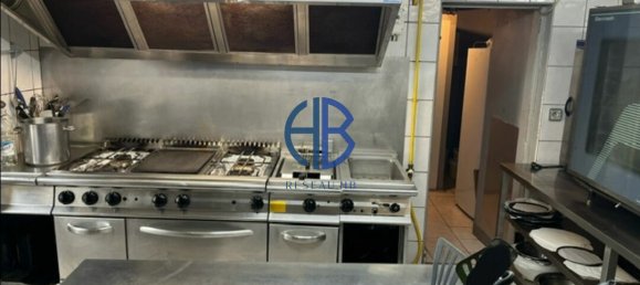 Propiedad comercial en Belley, France No. 190524 13