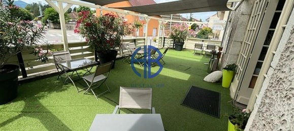 Propiedad comercial en Belley, France No. 190524 6