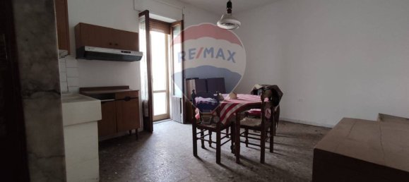 3 bedrooms Apartment in Laterza, Italy No. 65955 3
