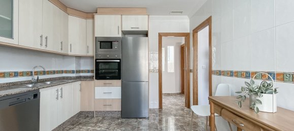 Apartamento T3 em Daya Nueva, Spain N.º 157820 19