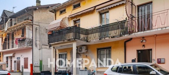 3-salle Appartement à Lurago Marinone, Italy No. 120804 26