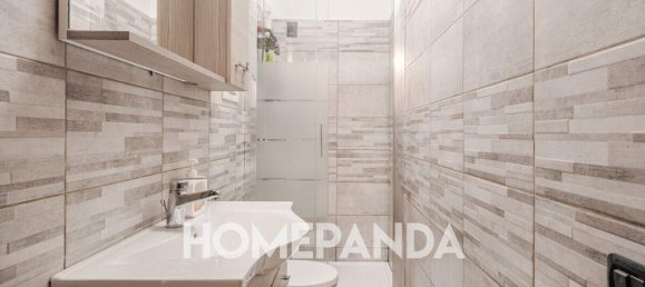 3-salle Appartement à Lurago Marinone, Italy No. 120804 12