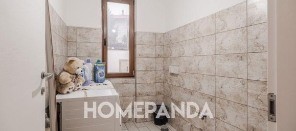 3-salle Appartement à Lurago Marinone, Italy No. 120804 18