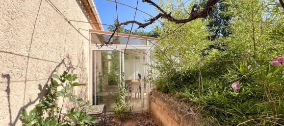 2 bedrooms Villa in Gareoult, France No. 338547 7