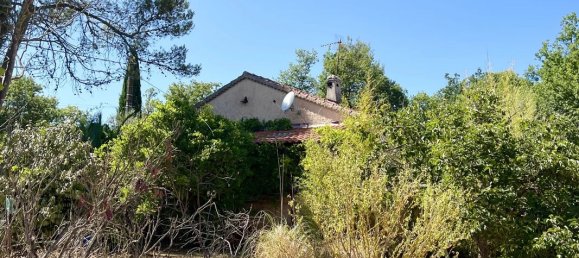 2 bedrooms Villa in Gareoult, France No. 338547 4
