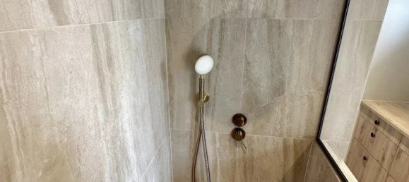 1 bedroom Apartment in Paris, France No. 179181 13