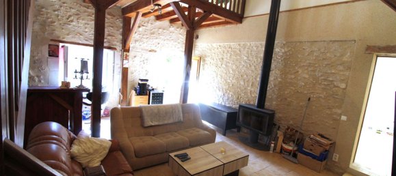 Casa de 3 dormitorios en Blere, France No. 220093 6