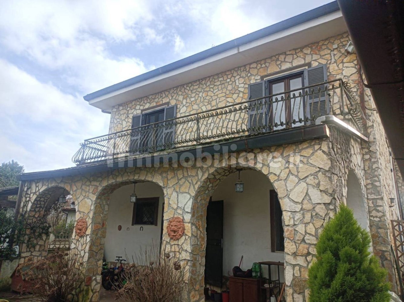 Вилла с 4 спальнями в Рокка Приора, Италия № 50141