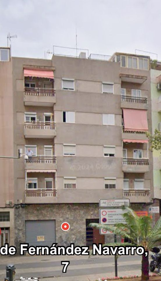 106m² Commercial property in Santa Cruz de Tenerife, Spain No. 173421