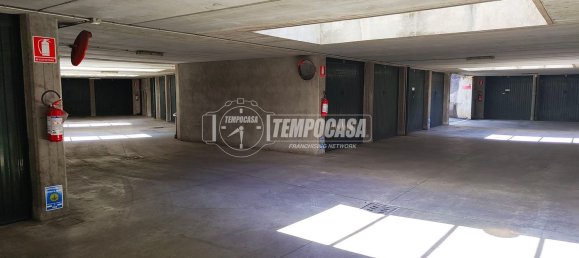  مرآب في Brugherio, Italy 15متر مربع رقم 314731 8